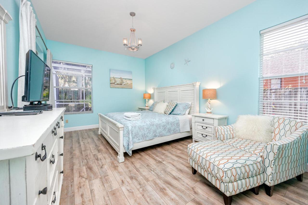 Palm Harbor Paradise - Lovely Home With Pool & Hot Tub Экстерьер фото